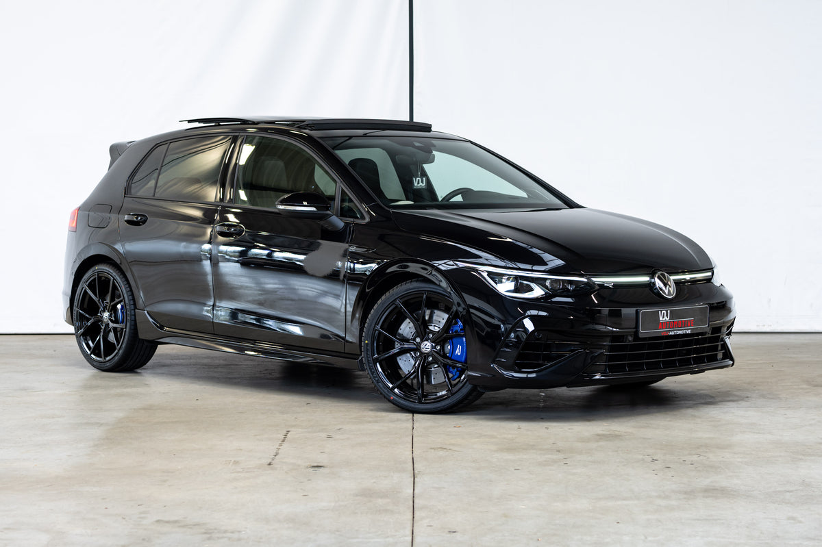 VOLKSWAGEN GOLF 8R FULL OPTION – VDJ-AUTOMOTIVE