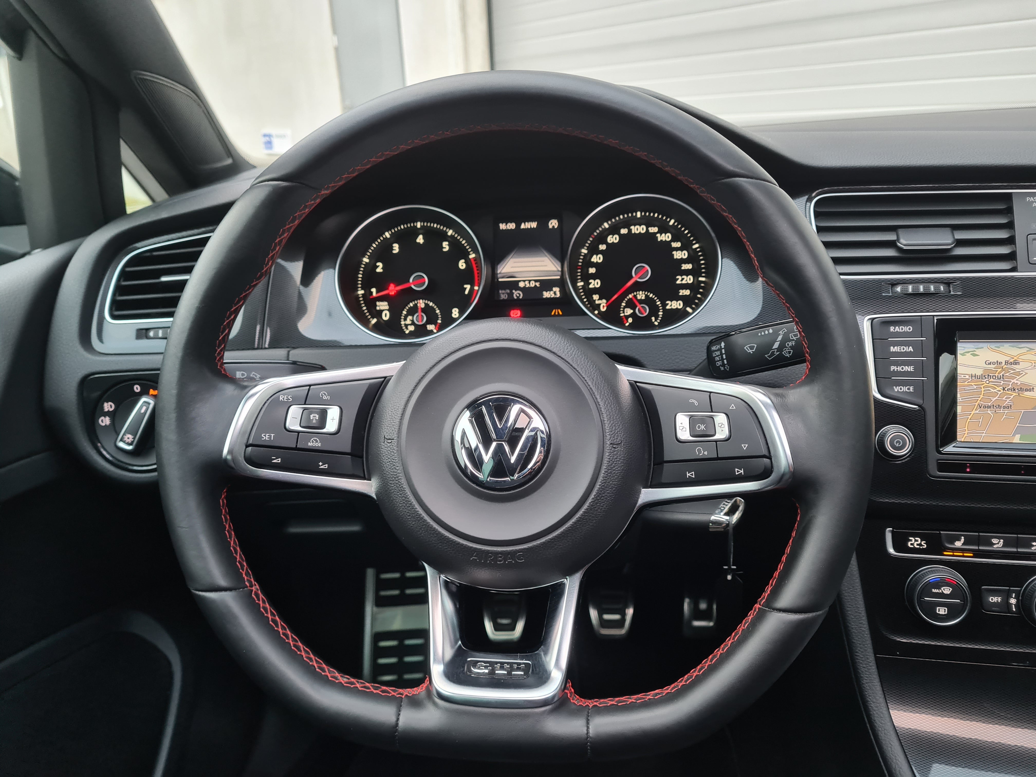 Volkswagen golf 7 GTI 2014  ****VERKOCHT****